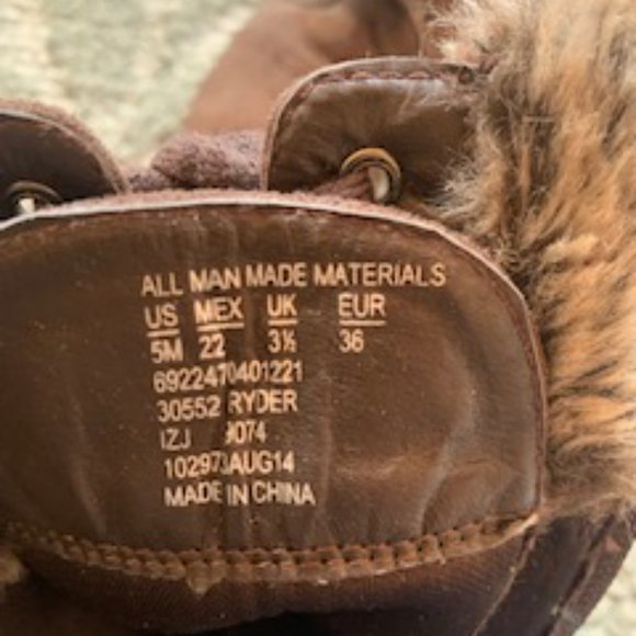 Swede boots with fur cuff, size 5 - Picture 7 of 7